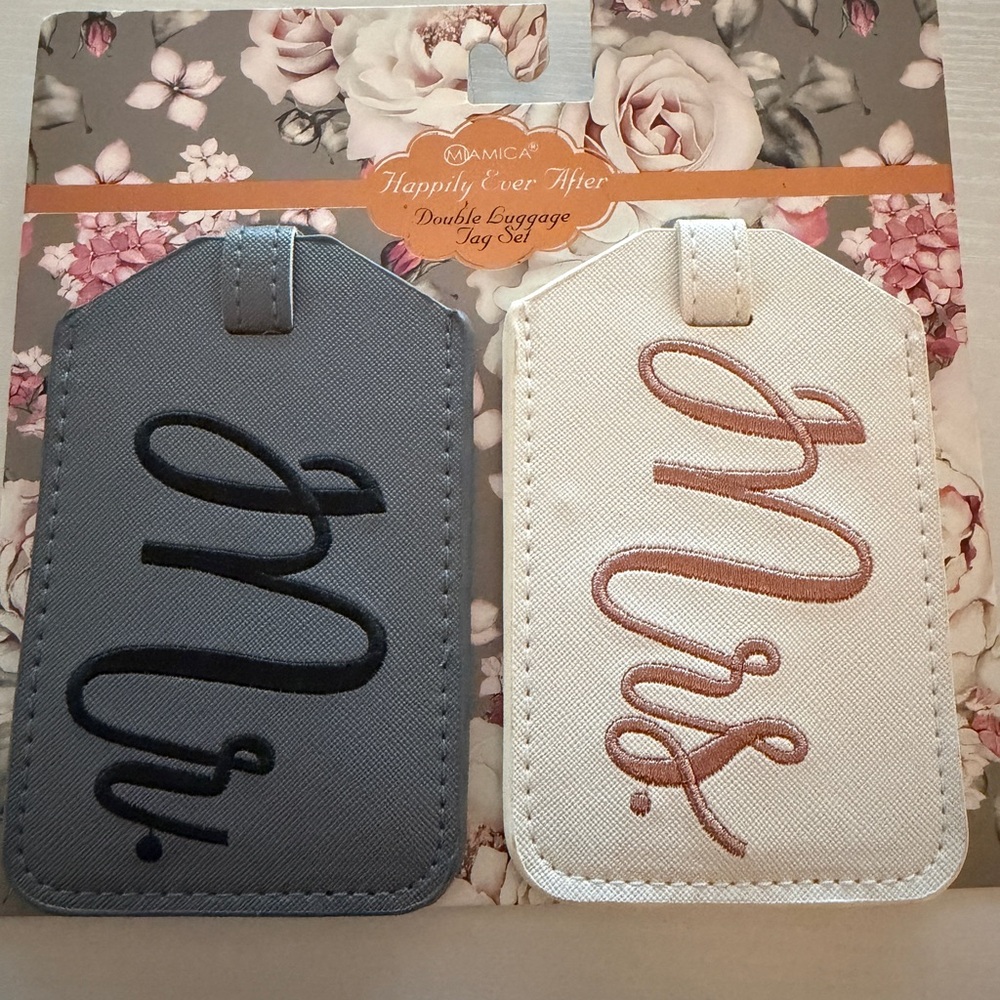 Mr and Mrs luggage tags